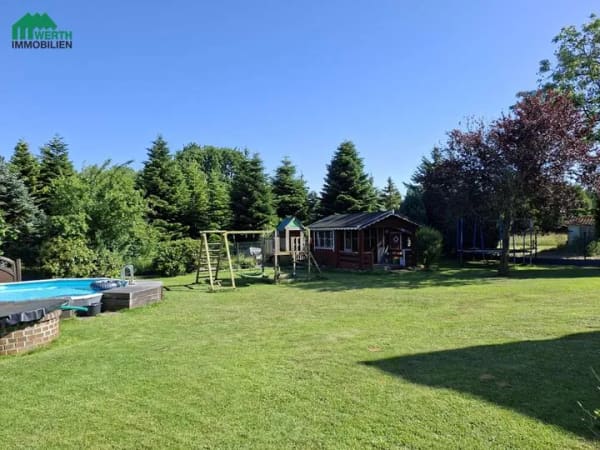 Immobilie in Eddelak - Großzügiges Einfamilienhaus mit großem Grundstück und vielseitigen Nutzungsmöglichkeiten - Bild 1