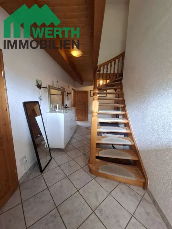 Immobilie in Eddelak - Großzügiges Einfamilienhaus mit großem Grundstück und vielseitigen Nutzungsmöglichkeiten - Bild 2