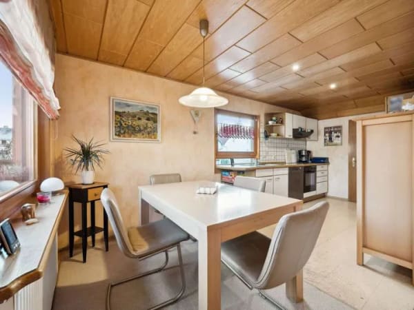 Immobilie in Weil im Schönbuch - Freie 3,5-Zimmer-Dachgeschosswohnung mit Balkon u. Stellplatz in ruhiger Wohnlage von Breitenstein - Bild 4