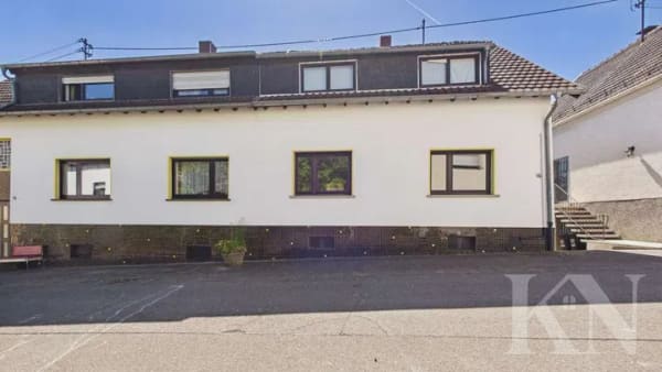 Immobilie in Quierschied - Ihr neues Zuhause in Quierschied – Doppelhaushälfte mit Balkon und Garage - Bild 0