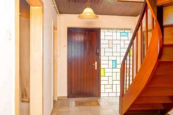 Immobilie in Herzhorn - Einfamilienhaus mit Einliegerwohnung auf großem Grundstück - Bild 2