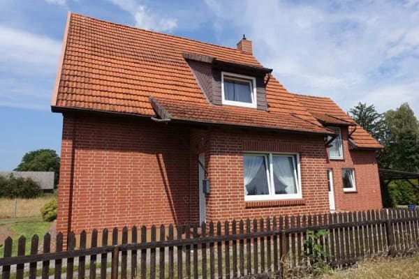 Immobilie in Marklohe - Oyle: Attraktives Einfamilienhaus mit separater Studiowohnung in ruhiger Lage - Bild 1