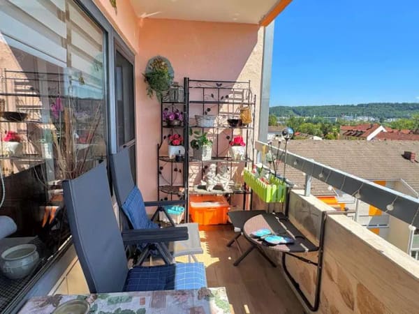 Immobilie in Trostberg - Ausblick, Tiefgaragenstellplatz und Aufzug - was will man mehr - Bild 2