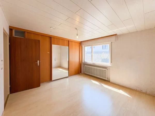 Immobilie in Walheim - FREISTEHENDES FAMILIENHAUS MIT GARTEN UND DOPPELGARAGE – bezugsfrei - Bild 3