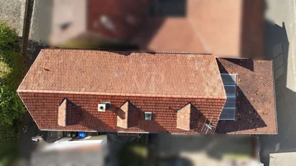 Immobilie in Obernbreit - Einfamilienhaus mit großzügigen Räumen und zwei Garagen - Bild 4
