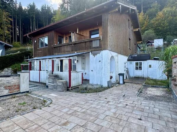 Immobilie in Siegsdorf - Maisonette-Wohnung mit Weitblick und großzügiger Dachterrasse  - Bild 1