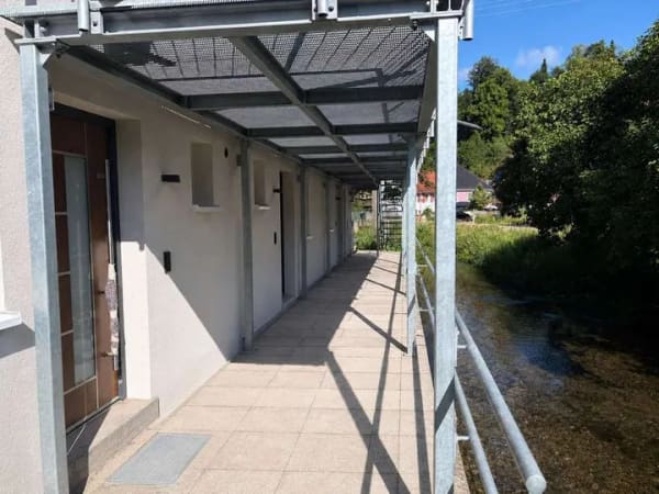 Immobilie in Trochtelfingen - So fühlt sich Zuhause an - stilvoll renovierte 2 Zimmer-ETW mit Außenstellplatz! - Bild 1