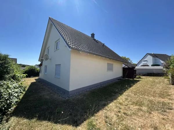 Immobilie in Wolken - Modernes Einfamilienhaus mit Wintergarten in Wolken - Bild 1