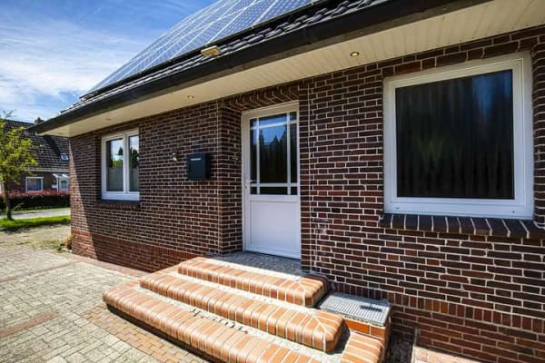 Immobilie in Marienhafe - Familienidyll mit großem Garten & Photovoltaikanlage - Bild 1