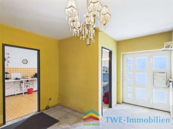 Immobilie in Eggenstein-Leopoldshafen - *Ein Reihenmittelhaus mit Charakter & riesigem Potenzial in Top-Lage* - Bild 1