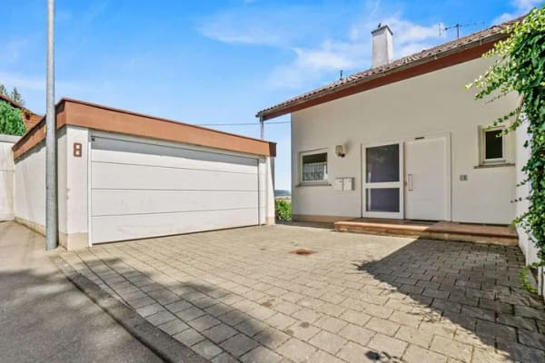 Immobilie in Fronreute - Fronreute - Staig - Einfamilienhaus mit ELW mit bestem Panorama bis in die Alpen… - Bild 1