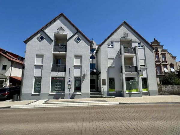 Immobilie in Wörrstadt - Vier-Zimmer-Wohnung mit Wintergarten - Bild 1