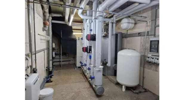 Immobilie in Waldbronn - 490 € Hausgeld? Dafür 511.000 € Rücklage, Hybrid-Heizung & 2 Balkone - unter 160.000 € - Bild 2