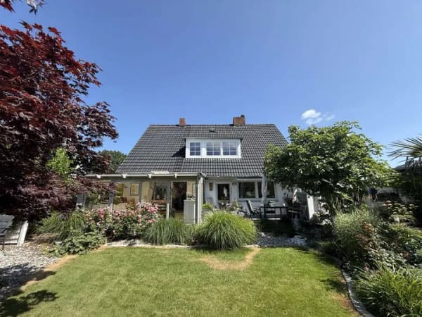 Immobilie in Karby - Gepflegtes Einfamilienhaus mit Wintergarten und traumhaftem Garten zwischen Schlei und Ostsee - Bild 0