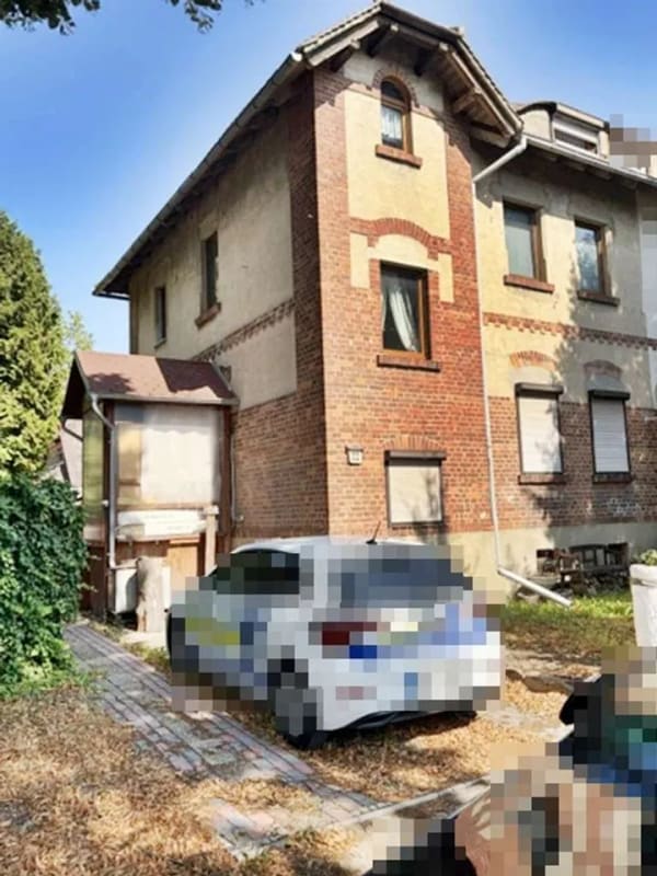 Immobilie in Merseburg - !! Solides Einfamilien- oder gar Zweifamilienhaus, als DHH, in sehr angenehmer Lage !! - Bild 2