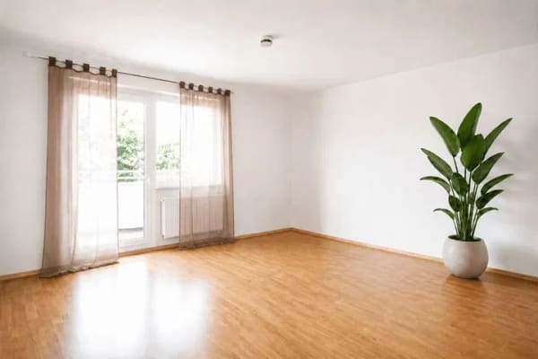 Immobilie in Holzkirchen - Attraktive Kapitalanlage in Holzkirchen – vermietete 1,5-Zimmer-Wohnung mit Balkon - Bild 1