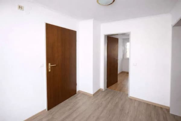Immobilie in Holzkirchen - Attraktive Kapitalanlage in Holzkirchen – vermietete 1,5-Zimmer-Wohnung mit Balkon - Bild 3