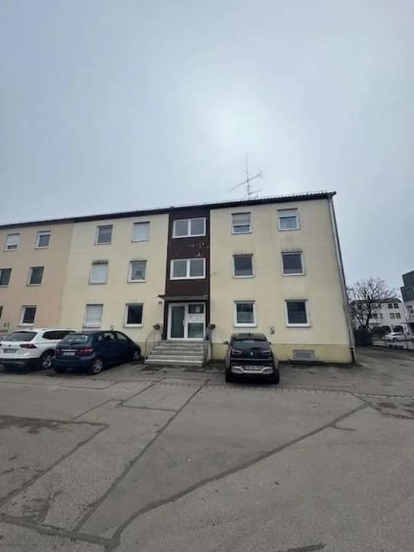 Immobilie in Poing - 3 Zimmer Wohnung in direkter S-Bahn Nähe - Bild 0