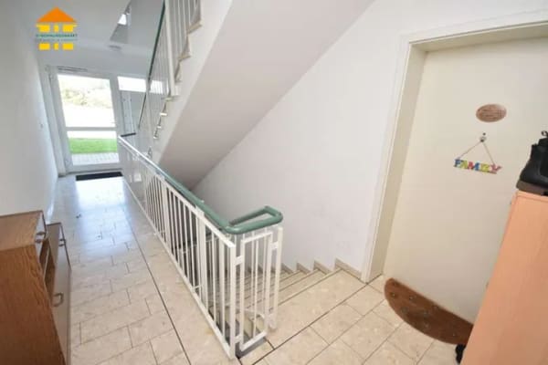 Immobilie in Burkhardtsdorf - Vermietete 1,5-Raum-Wohnung mit Terrasse und Stellplatz zur Kapitalanlage! - Bild 1