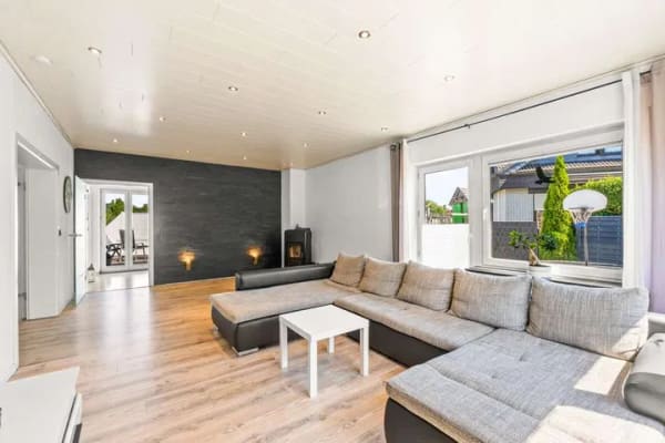 Immobilie in Attendorn - 135 m² Wohnkomfort in beliebter Wohnlage von Neu-Listernohl - Bild 2
