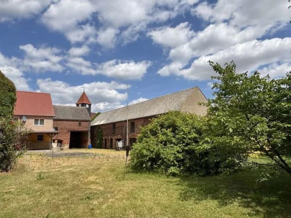Immobilie in Niedergörsdorf - Niedergörsdorf: Dreiseithof mit Grundstück für viele Ideen mit Bahnhofsnähe - Bild 0