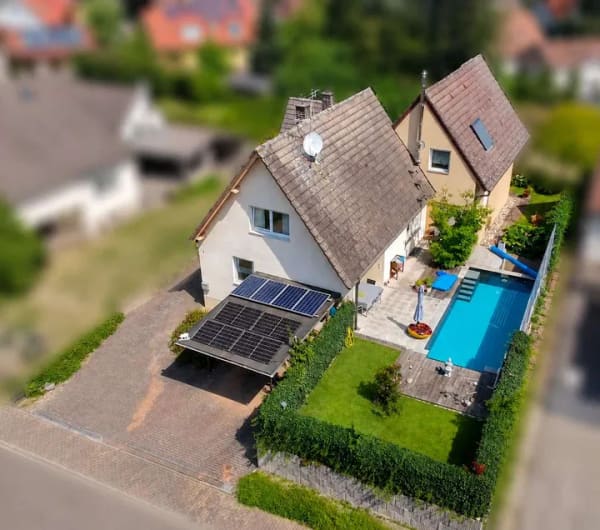 Immobilie in Meißenheim - Großzügiges Familienidyll mit beheizbarem Pool, weitläufigem Garten und massivem Anbau - Bild 0
