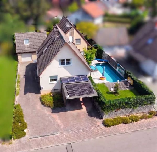 Immobilie in Meißenheim - Großzügiges Familienidyll mit beheizbarem Pool, weitläufigem Garten und massivem Anbau - Bild 1