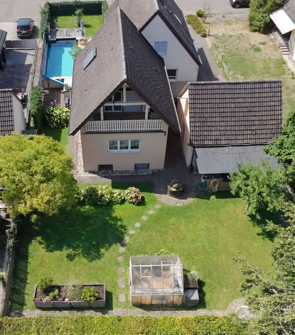 Immobilie in Meißenheim - Großzügiges Familienidyll mit beheizbarem Pool, weitläufigem Garten und massivem Anbau - Bild 3