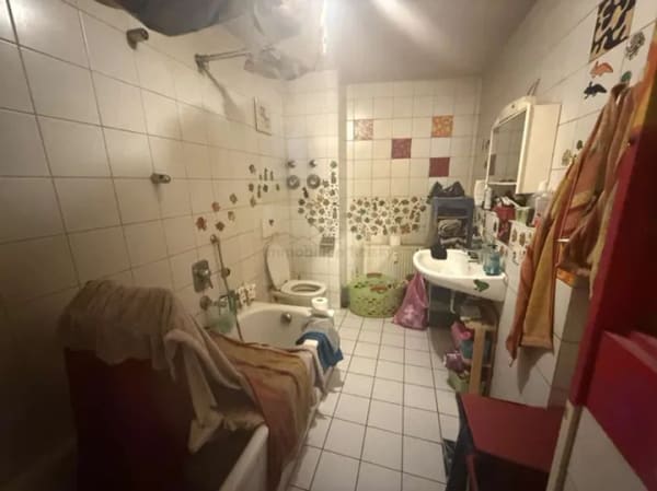 Immobilie in Pfullendorf - 2,5-Zimmer-Wohnung mit Balkon – interessante Kapitalanlage mit Entwicklungspotenzial - Bild 4