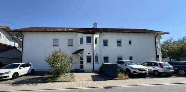 Immobilie in Ampfing - Raum zum Leben – Großzügige 3-Zimmer-Wohnung mit zwei Balkonen, Garage + Stellplatz - Bild 1