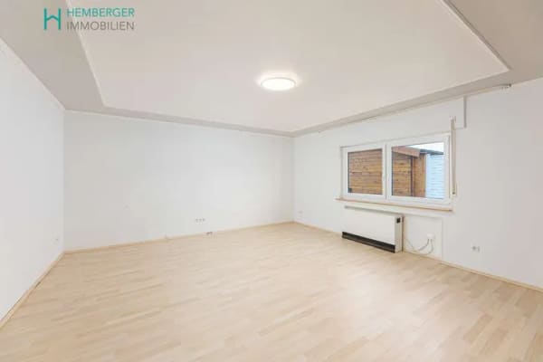 Immobilie in Zuzenhausen - // Bezahlbarer Wohnraum mit viel Platz - attraktive
3-ZKB mit EBK sofort bezugsfrei ! // - Bild 2
