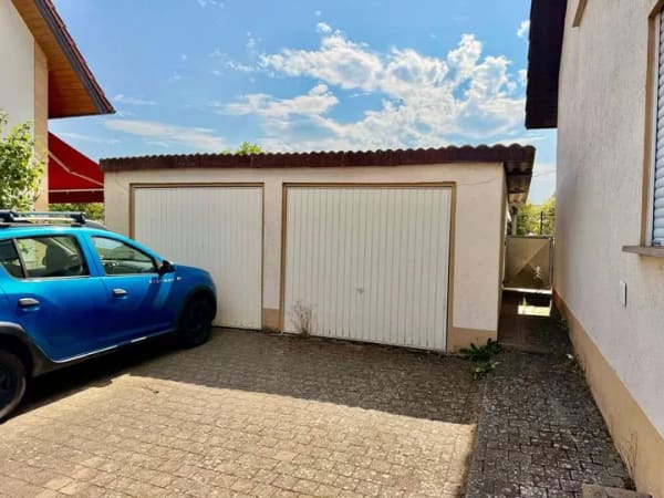 Immobilie in Rheinhausen - Freistehendes Zweifamilienhaus mit Doppelgarage & Scheune (Baugrundstück) in Rheinhausen - Bild 4