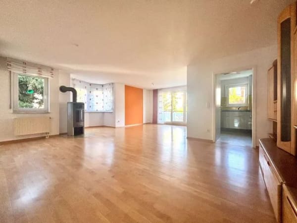 Immobilie in Grafenau - Viel Wohnung fürs Geld – 5,5 Zimmer auf 122 m² in gefragter Wohnlage - Bild 1