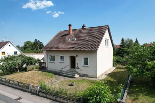 Immobilie in Inzigkofen - Freistehendes Einfamilienhaus mit Entwicklungspotenzial in Inzigkofen - Bild 0