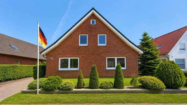 Immobilie in Wanna - Modernisiert, energetisch saniert und sofort bezugsbereit – Zweifamilienhaus der Extraklasse! - Bild 0