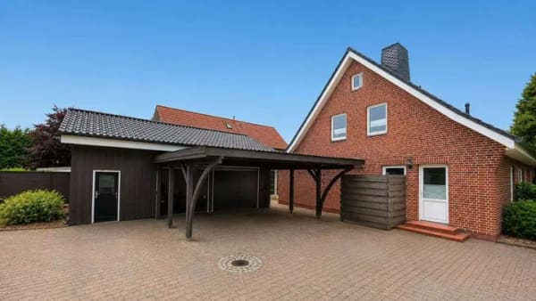 Immobilie in Wanna - Modernisiert, energetisch saniert und sofort bezugsbereit – Zweifamilienhaus der Extraklasse! - Bild 2