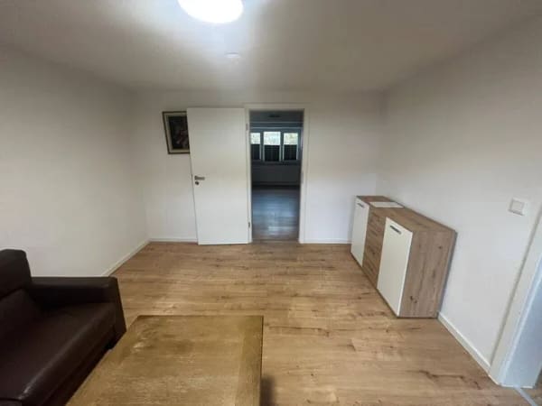 Immobilie in Finnentrop - Modernisiertes Reihenmittelhaus in Finnentrop-Lenhausen! Provisionsfrei! - Bild 0