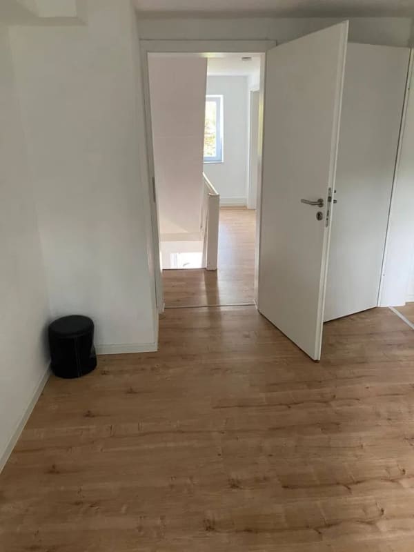 Immobilie in Finnentrop - Modernisiertes Reihenmittelhaus in Finnentrop-Lenhausen! Provisionsfrei! - Bild 3