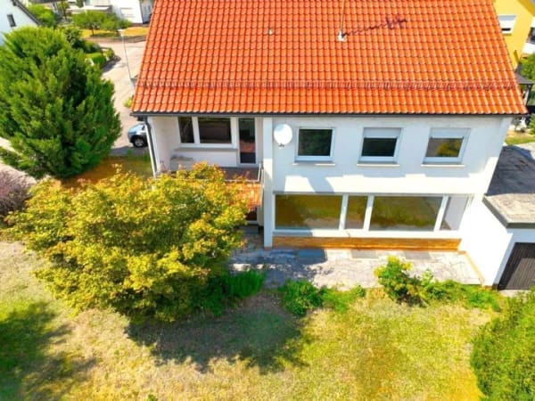 Immobilie in Mutlangen - Hier hat Ihre gesamte Familie ausreichend Platz, damit sich alle wohlfühlen können  - Bild 3