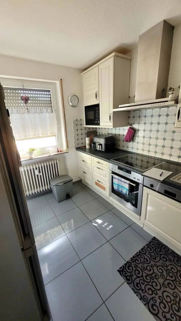 Immobilie in Meßstetten - Schöne 4-Zimmer Wohnung mit viel Potential in ruhiger Wohngegend - Bild 2