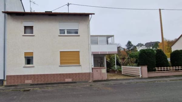 Immobilie in Idstein - Ein- oder Zweifamilienhaus mit Garten, Garage und Wintergarten  - Bild 4