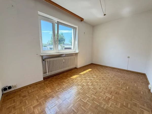 Immobilie in Reichertshofen - Einfamilienhaus mit ELW in Winden am Aign - Bild 3