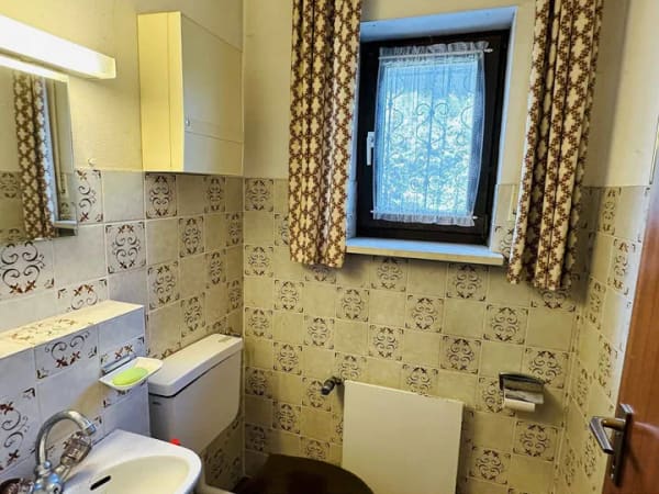 Immobilie in Kiefersfelden - Viel Platz für Ihre Wohnideen - Reihenmittelhaus in ruhiger und naturnaher Lage mit Potential - Bild 4