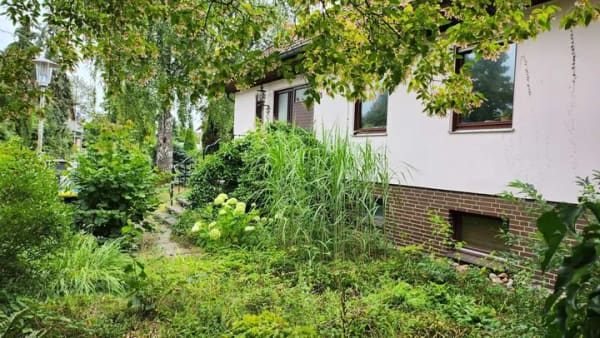 Immobilie in Burgdorf - BURGDORF-WEST: Ein- bis Zweifamilienhaus | Viel Platz | Einliegerwohnung | Begehrte Weststadtlage - Bild 2