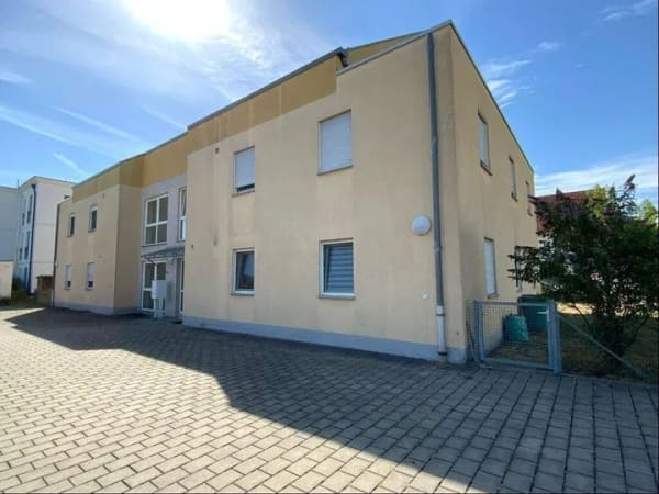 Immobilie in Bad Windsheim - Bad Windsheim - Wohnung mit Gartenanteil - 3-Zi.-EG-Wohnung mit 2 Kfz-Stellplätzen - Bild 3