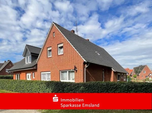 Immobilie in Haren (Ems) - Kapitalanlage trifft Eigennutzung
Zweifamilienhaus mit Perspektive in Haren (Ems)
 - Bild 0
