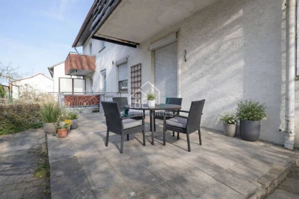 Immobilie in Ilshofen - Doppelhaushälfte mit Garten, Garage und Entwicklungspotenzial - Bild 1