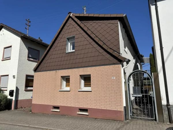 Immobilie in Trippstadt - Einfamilienhaus freistehend in Trippstadt - Bild 0