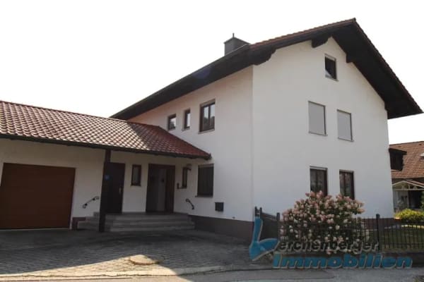 Immobilie in Eichendorf - Mehrfamilienhaus in Eichendorf - Bild 1