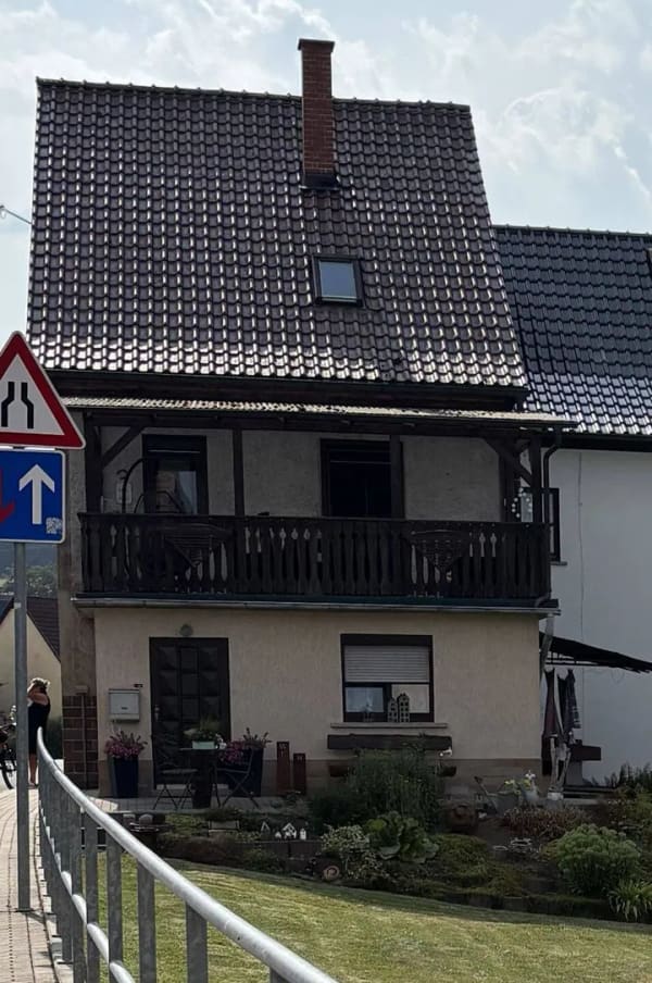 Immobilie in Wasungen - Charmantes Doppelhaus mit großem Grundstück in Wasungen-Unterkatz - Bild 1